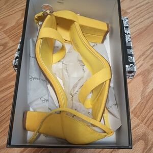 ShoeLand "Madeline" Heeled Sandals. Yellow. Women's 8.